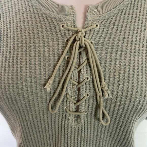 Free People One Crop Top With Lace Up Neckline Size M - Picture 3 of 10